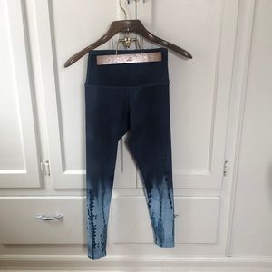 Onzie | high waisted yoga leggings